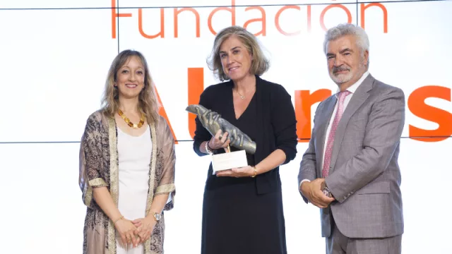 María Carceller (CEO del Grupo Rodilla) recibe el Premio Alares 2022 por su apoyo a las personas con discapacidad