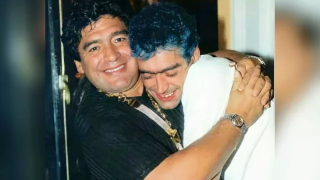 "En una villa nació...": sale a remate el manuscrito de un tema icónico (por qué su autor no es millonario) 