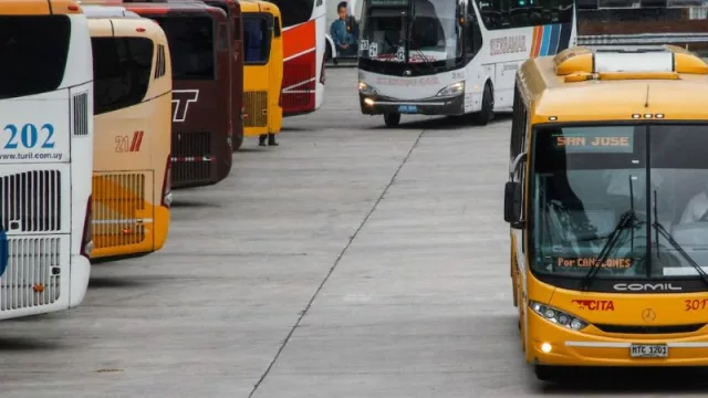 Ya van dos años con 20% a la baja (transporte interdepartamental circula una larga meseta)