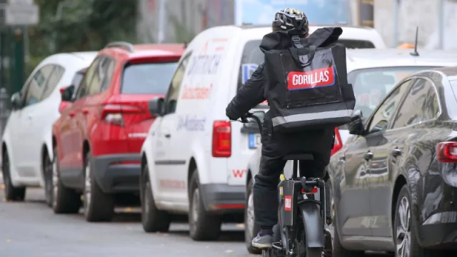 Se va Gorillas: la plataforma de reparto sale de España y otros tres países europeos (recortará unos 300 puestos)