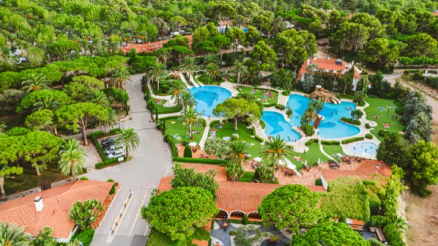 El Playa Montroig Camping Resort es uno de los campings con historia más longeva de España