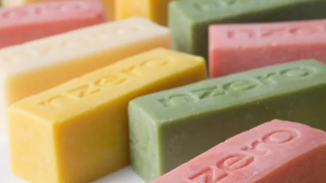 La cera ecológica llega al esquí: la empresa catalana NZero abastece a 300 tiendas de rubro en Alemania