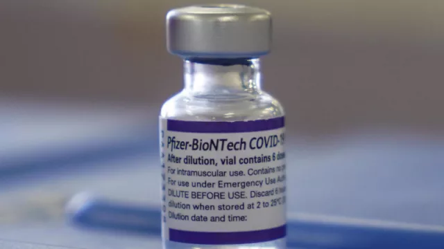 El Covid-19 no termina en 2022 para Pfizer: esperan ingresos de € 28.000 millones por su vacuna este año