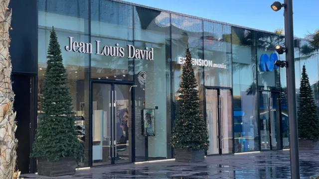 Uno de los salones de Jean Louis David, marca del grupo Provalliance