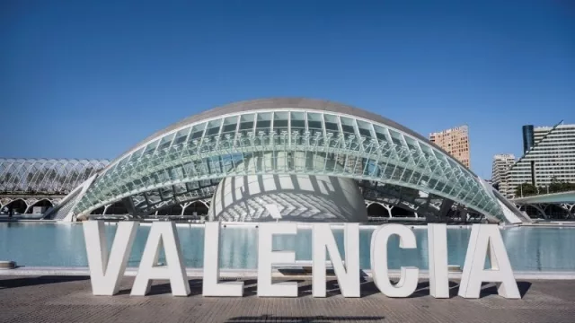 Alquilar un piso en Barcelona cuesta casi el doble que uno similar en Valencia (qué más dice el Índice HousingAnywhere)