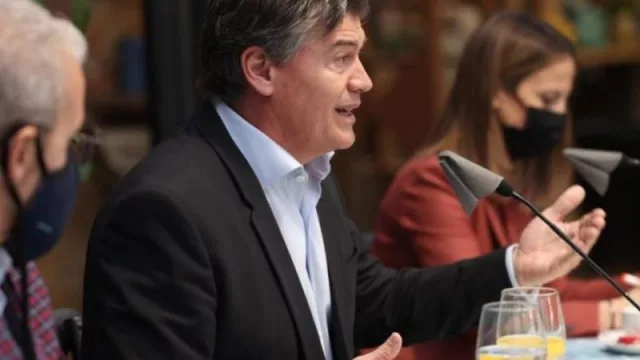 Antoni Cañete quiere que las nuevas ayudas lleguen rápido.