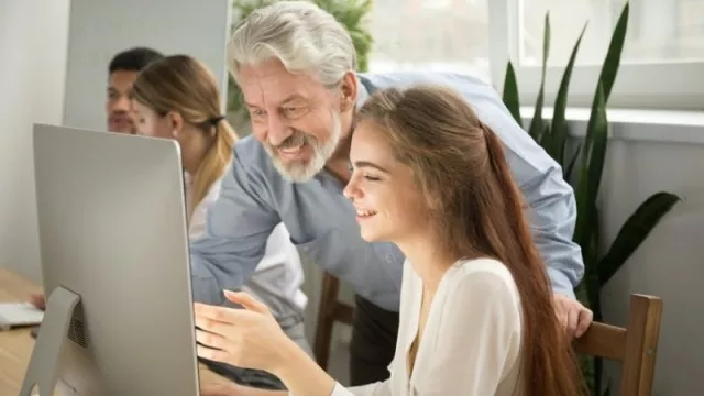 El difícil equilibrio entre aumentar la edad de jubilación e incorporar a los jóvenes al mercado laboral