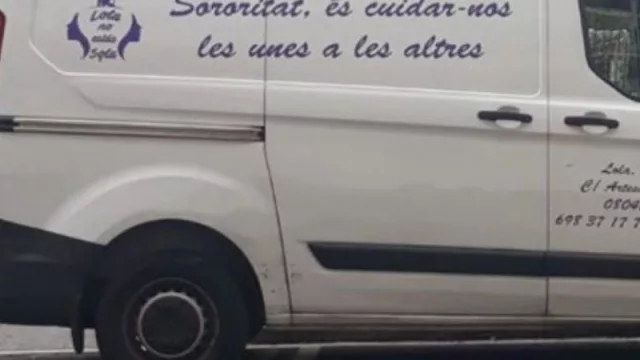 La furgoneta Lolailo: una iniciativa para atender a mujeres que viven en las calles de Barcelona (de la asociación “Lola, no estás sola”)