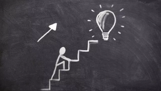 Cómo emprender un negocio siendo estudiante y con el menor coste posible