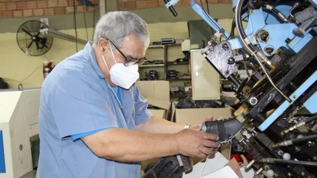 Hecho en Py: Alleco la fábrica de calzados especializada en exportación, que producirá 1.800 pares al día en 2022
