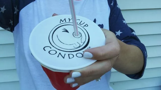 My Cup Condom, la forma de protegerte contra elementos extraños en tu trago (ecológico y reutilizable)