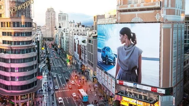 Cómo se entiende esto: la inversión publicitaria cae en España, pero el consumo repunta (¿se está tirando dinero a la basura?)