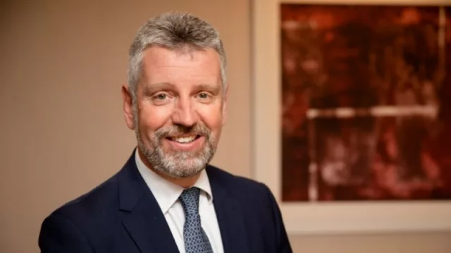 Fernando Salazar, presidente de Cesce: ojo con vender si saber a quién