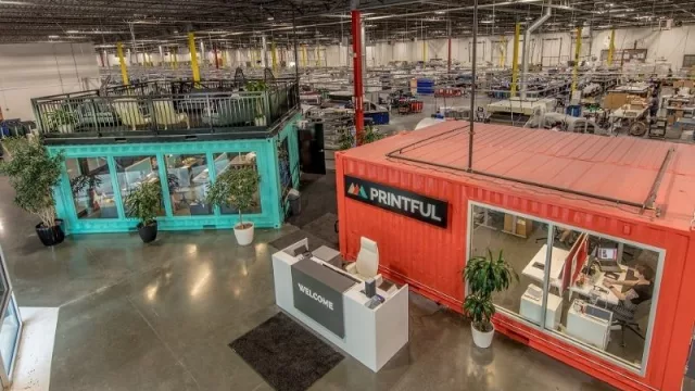 Printful creció 80% en 2020 y reposta el tanque con otros US$ 130 millones (centro de producción y distribución en Barcelona)