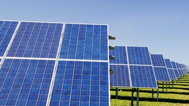 Qué va a pasar en 2021 con el autoconsumo eléctrico (el sector doméstico invierte en soluciones renovables)