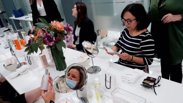 Peluquerías, estética y barberías sufren un alza de costes del 27,2% provocada por la inflación