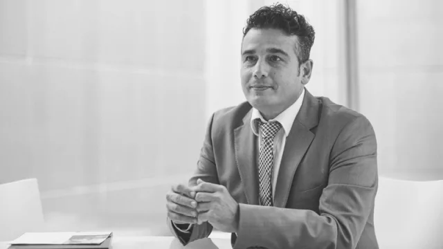 Javier García-Planells se incorpora a Health in Code