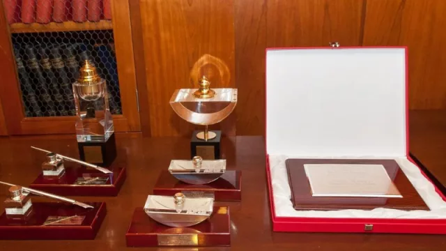 Y los Premios Tintero (y su némesis, los Secante) son para… (los periodistas de información económica dicen lo suyo)