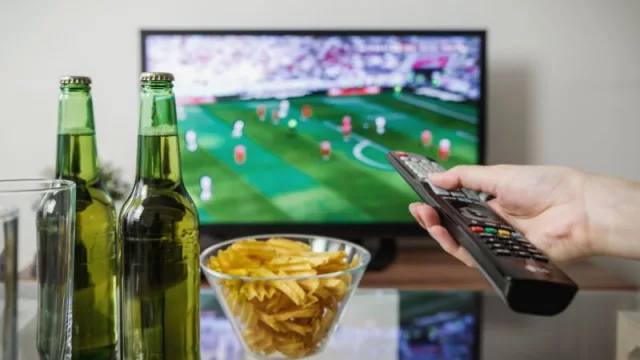 La fiebre del Mundial: Televisor nuevo y cuanto más grande mejor (esperan aumentar ventas hasta 25%)