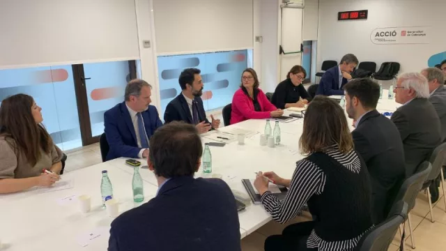 El consejero Torrent durante el encuentro con los principales agentes de la internacionalización en Catalunya.