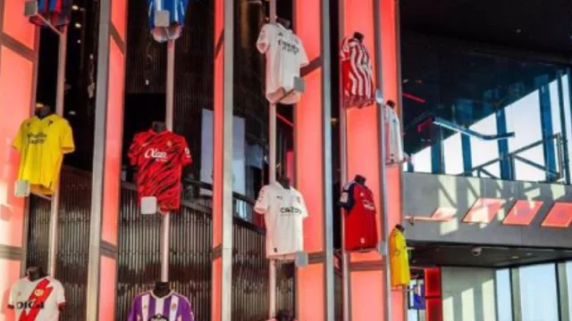 LaLiga TwentyNine's (es sport bar de LaLiga) abre en Doha junto al chef Dani García