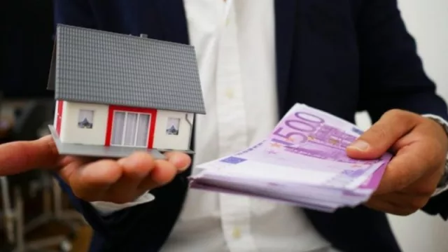 La compraventa de vivienda pisa el freno en Cataluña, Madrid y la Comunitat Valenciana: cae la participación en la compra y la venta de vivienda