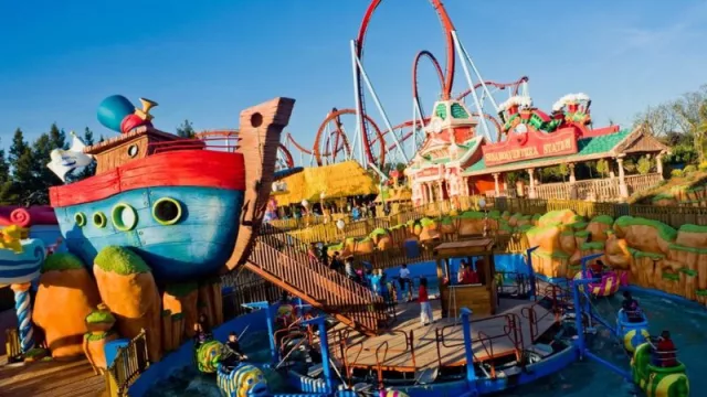 PortAventura World abre apostando por el crecimiento dentro y fuera del resort y con la expectativa de superar los 5,3 millones de visitantes en 2023