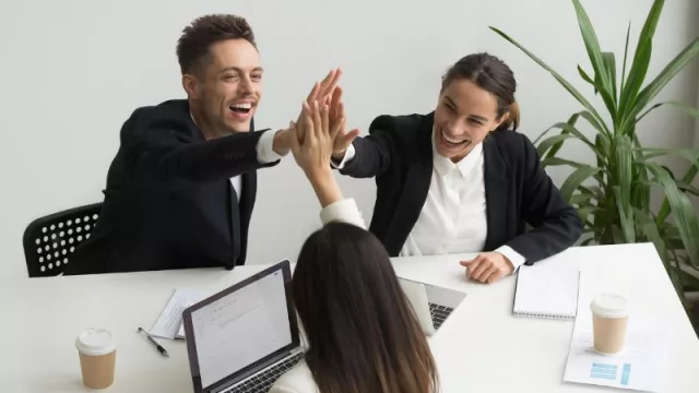 La startup Sastrify anuncia su plan de beneficios sociales: lleva invertidos € 485.000 en el desarrollo personal y profesional de sus 175 empleados