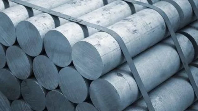 Impuestazo a los “Compañeros Rusos del Metal” (EE.UU. impondrá un arancel del 200% al aluminio y productos de metal rusos)