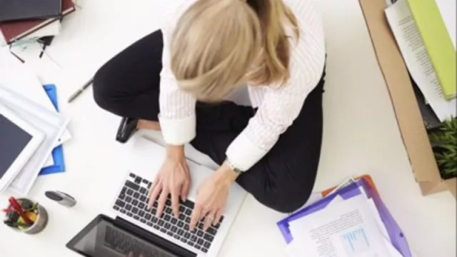 En España más de 4,5 millones de mujeres se encuentran en riesgo de pobreza y/o exclusión (por este motivo Fundación Adecco lanza Empleoparatodas.es)