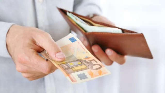 “Si la butxaca no sona, els músics no poden tocar”: la capacidad de compra del salario catalán está un 11,1% por debajo de su máximo histórico