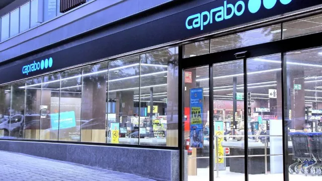 Caprabo mantendrá su plan de expansión con una veintena de aperturas en 2023 (franquicias y de tiendas propias)