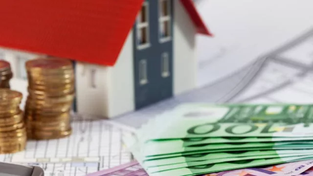 El principal índice de referencia de los préstamos hipotecarios (euríbor a un  año) sube hasta el 3,647 % en marzo