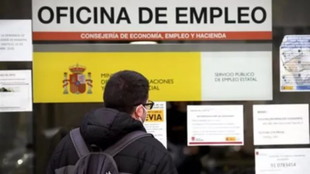 Marzo cierra un año de reforma laboral con récord en contrataciones indefinidas (pero aún hay retos en la productividad)