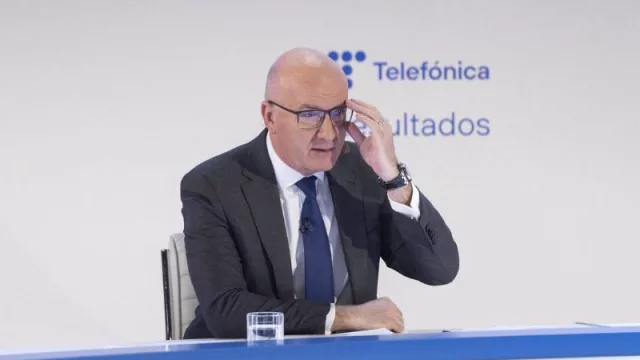 Telefónica contempla la propuesta de acuerdo de compartición de redes de banda ancha con Vodafone en España