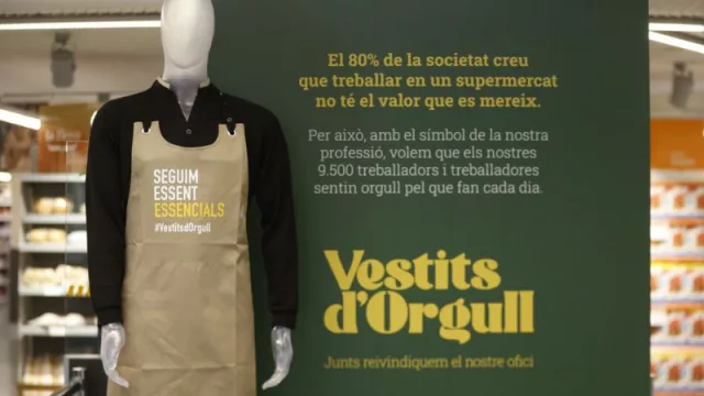 Nace “Vestidos de Orgullo”: una iniciativa impulsada por Grup Bon Preu (reivindica el valor del trabajo en sus supermercados)