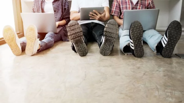 Alquiler de habitaciones en pisos compartidos: Barcelona encabeza la lista con 631 euros al mes (un incremento del 5,59% en el segundo trimestre)