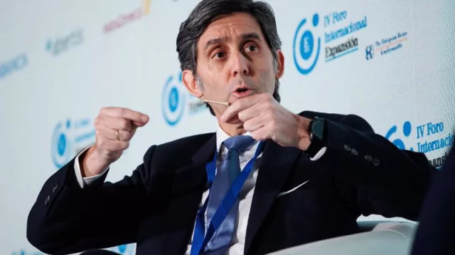 Telefónica se anota una subida en Bolsa del 3,57% tras presentar resultados y mejorar previsiones de ingresos