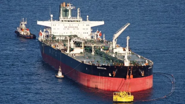 La demanda mundial de petróleo alcanzó un nuevo máximo histórico en junio (según la AIE)