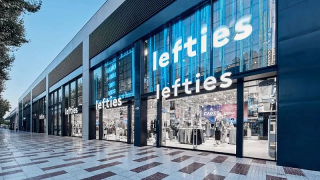 La digital Store de Lefties llego a PLATJA D’ARO (experiencia Phigytal, Lifestyle y Tecnología en un espacio de 3500 M2)