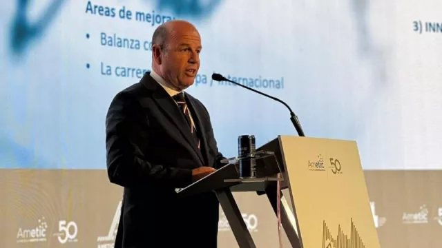 El sector tecnológico digital español facturó 122.000 millones de euros en 2022 (un 5,1% más, según Ametic)
