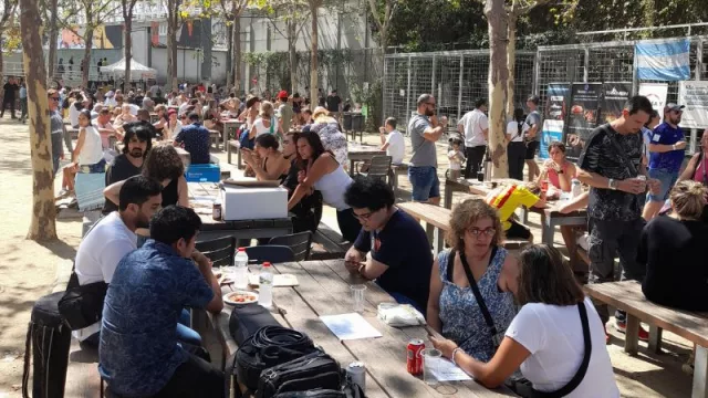 Muchos costillares, guitarras y emprendedores argentinos en el Festival del Asado de Barcelona