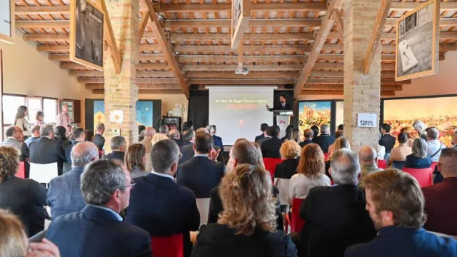 Lotte Energy realizará inversión de hasta 1.200 millones en Mont-roig, Tarragona (y genera al menos 600 empleos)