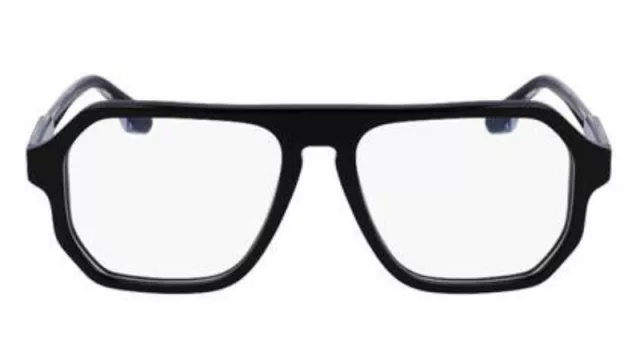 Victoria Beckham presenta los modelos de sol y de graduado de la colección otoño-invierno '2023