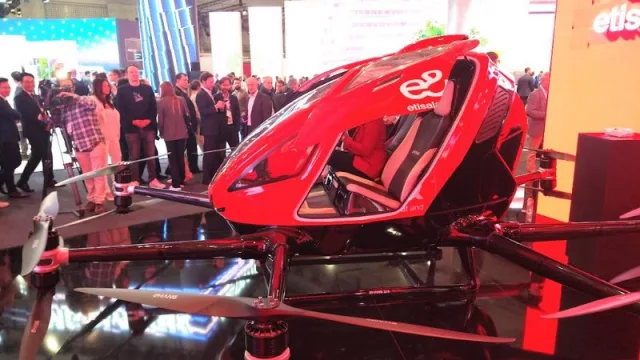 El drone biplaza de Etisalat atrae todas las miradas en el MWC24.