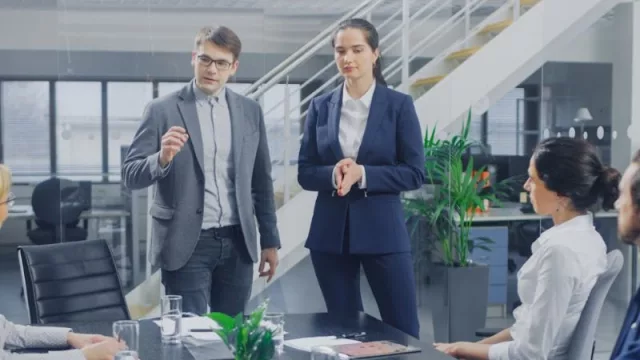 Solo el 34% de las empresas catalanas ha logrado la igualdad entre hombres y mujeres en puestos directivos