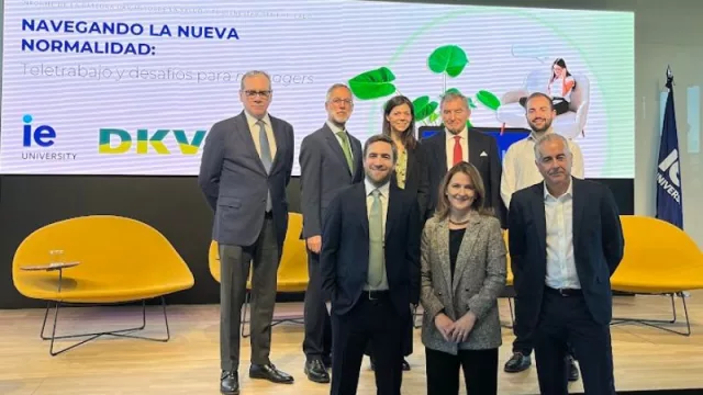 Un 25% de los managers renuncia a días de teletrabajo por retos de gestión de sus equipos, según la Cátedra DKV-IE University