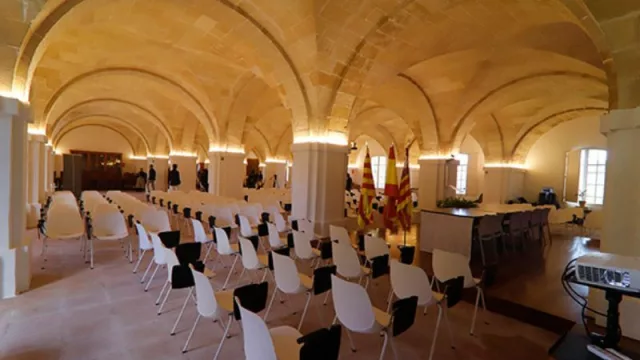 Menorca firma acuerdo clave para posicionar El Lazareto en el turismo MICE