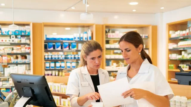 La IA revoluciona el mercado laboral del sector farmacéutico catalán