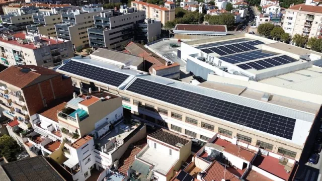 Som Energia pone en marcha en Mataró el primer proyecto de generación urbana colectiva